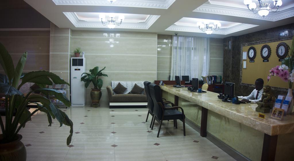 G.S Plaza Hotel Akkra Exterior foto